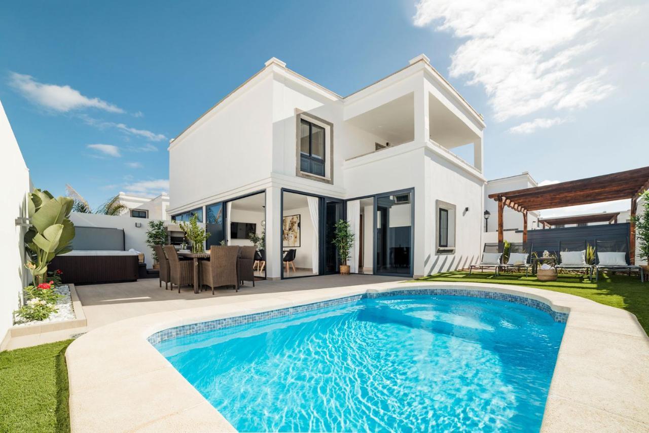 Villa Palmera Jacuzzi ไยซา ภายนอก รูปภาพ