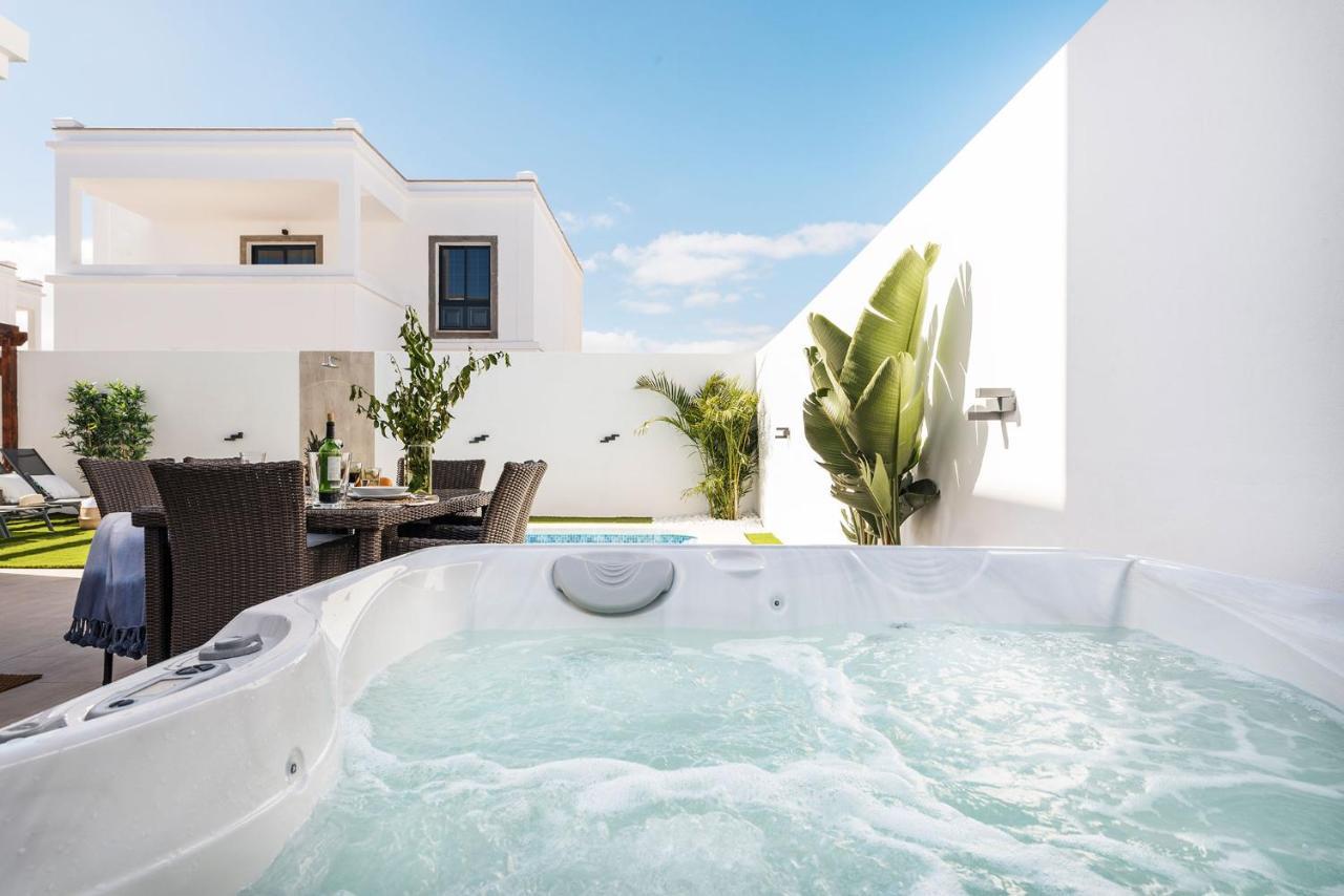 Villa Palmera Jacuzzi ไยซา ภายนอก รูปภาพ